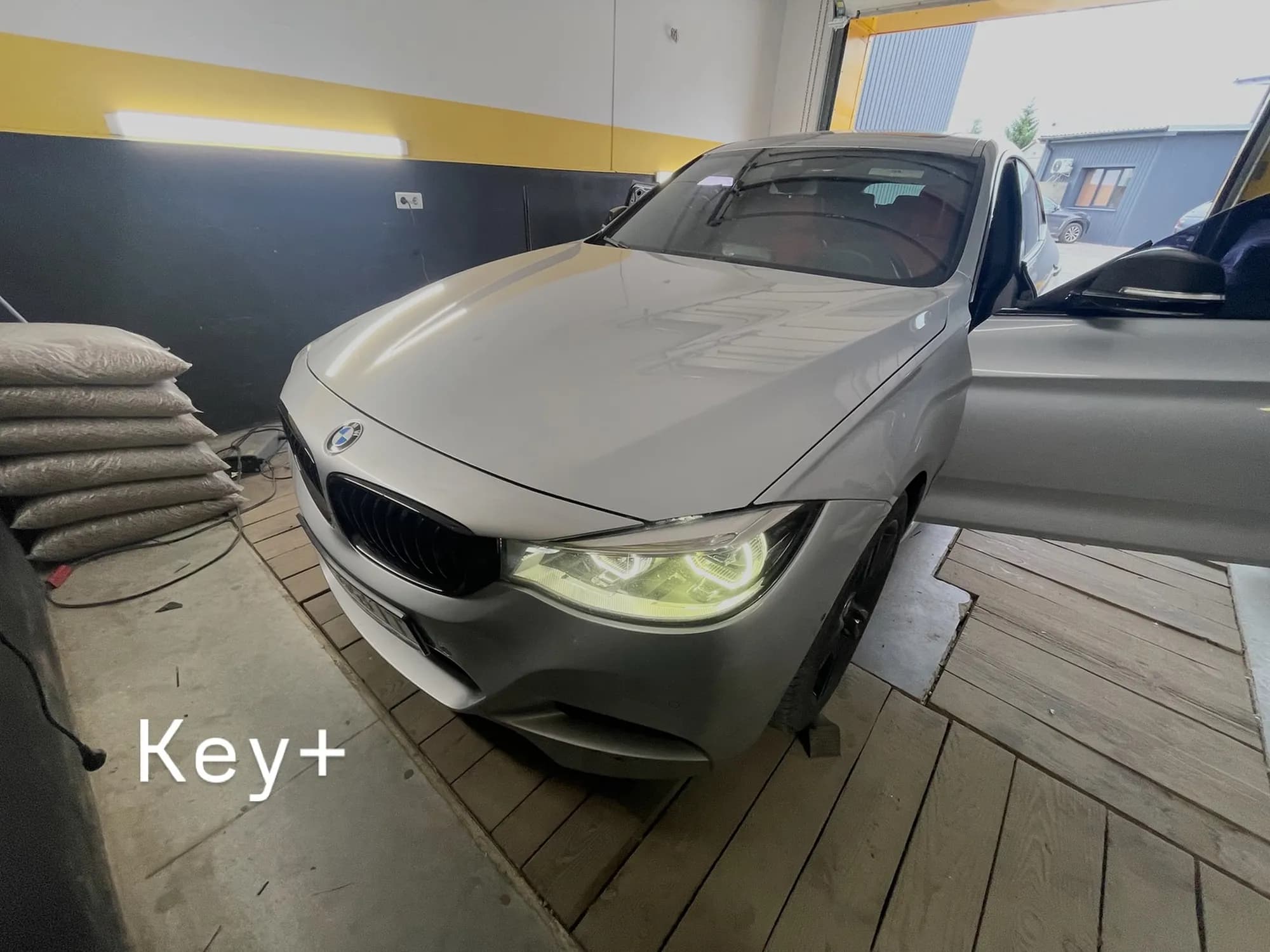 BIMFIX BMW сервіс фото 41