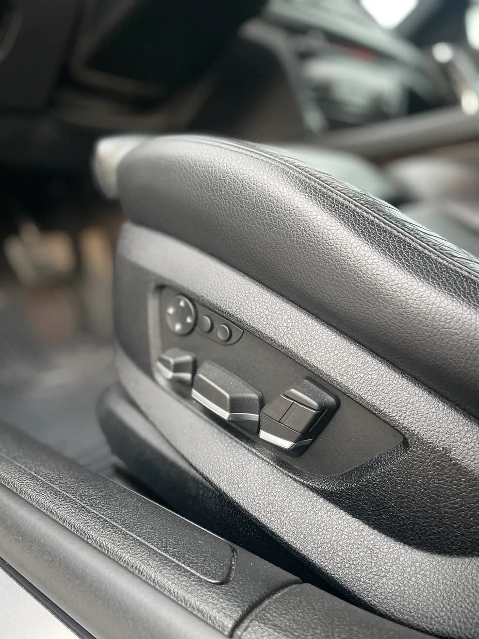 Electric seat retrofit BMW у BIMFIX